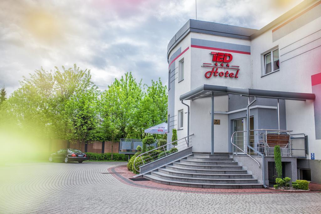 Hotel Ted Radomsko Exterior photo